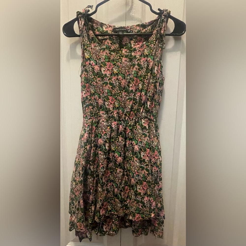 FOREVER TWENTY ONE floral Dress Small
